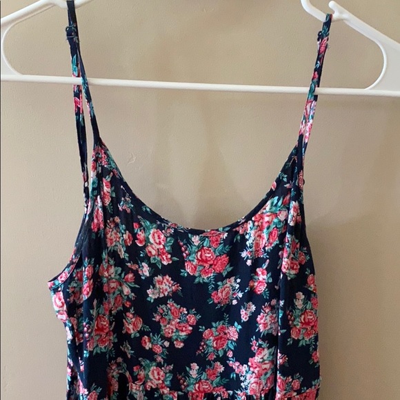 Forever 21 floral dress - Picture 4 of 5